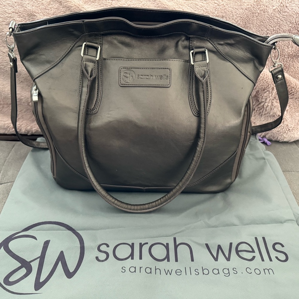 Sarah Wells Breat Pump Bag  ***Medela Breast Pump not included.